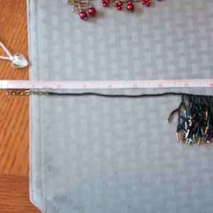 Necklace and earring set